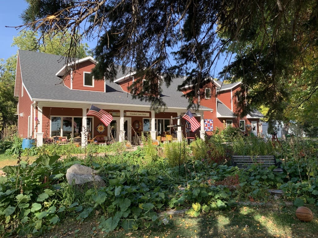 Crooked Lane Farm Folk School See the possibilities